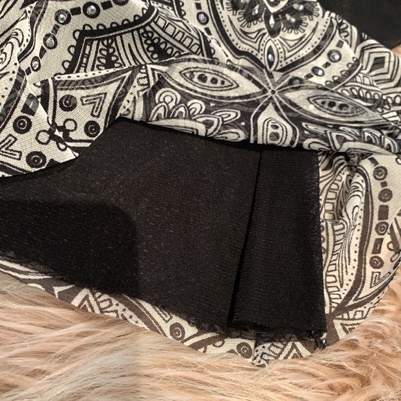 I.N.C. - Picture 6 of 11